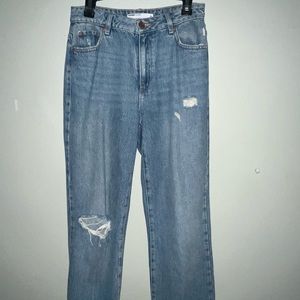 GARAGE| Cuffed distressed jeans